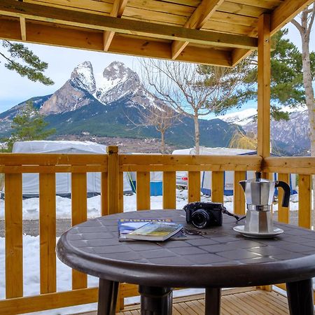 Bungalows Del Camping Pedraforca Saldés Rom bilde