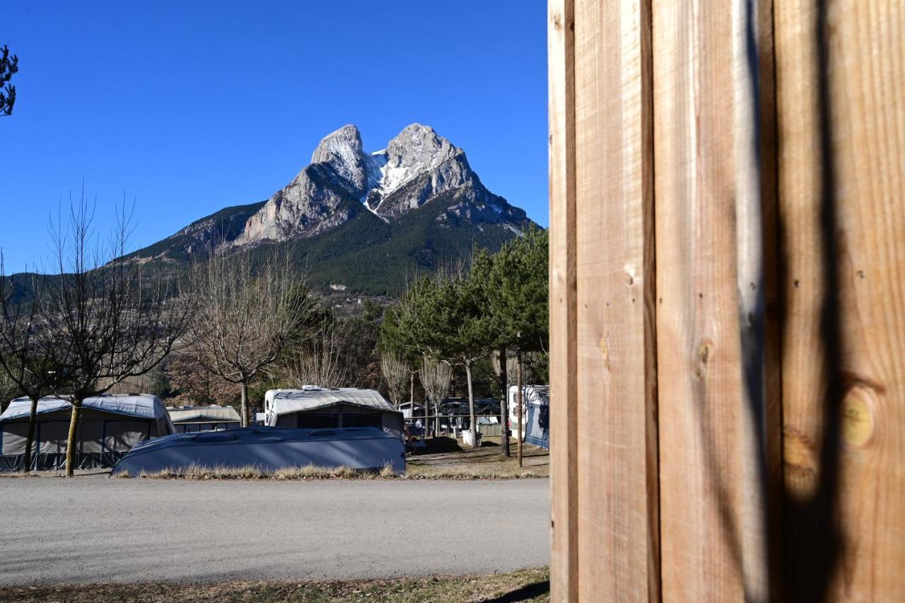 Bungalows Del Camping Pedraforca Saldés Eksteriør bilde