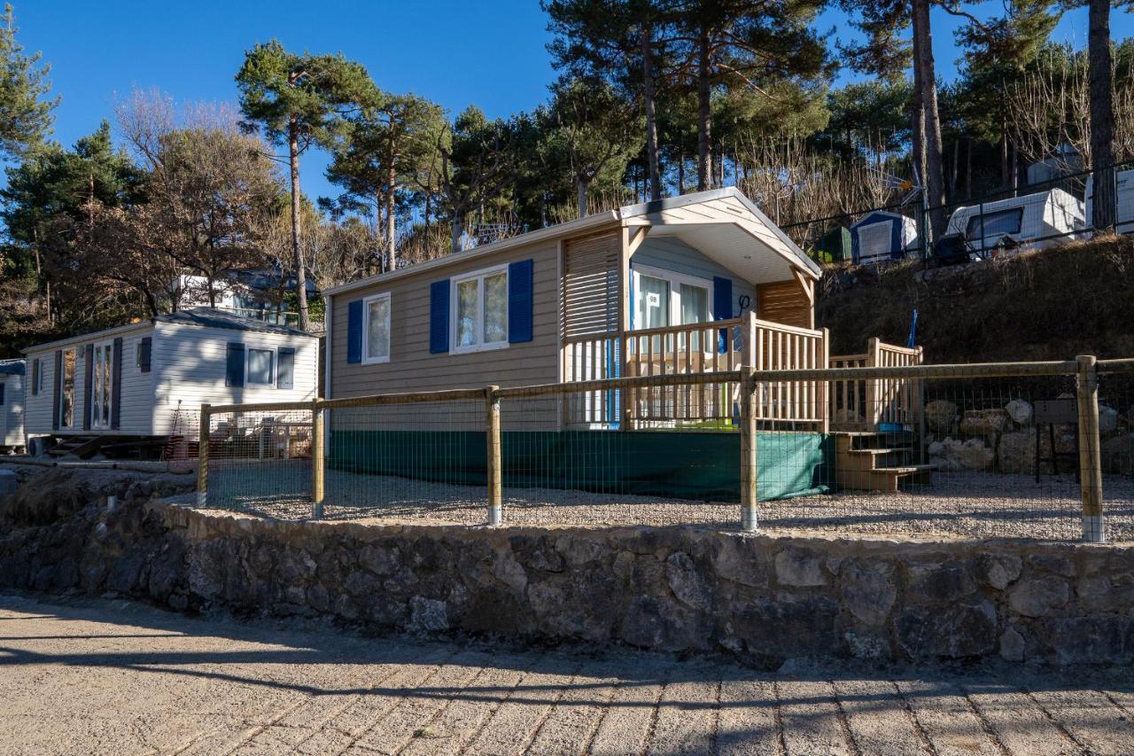 Bungalows Del Camping Pedraforca Saldés Eksteriør bilde