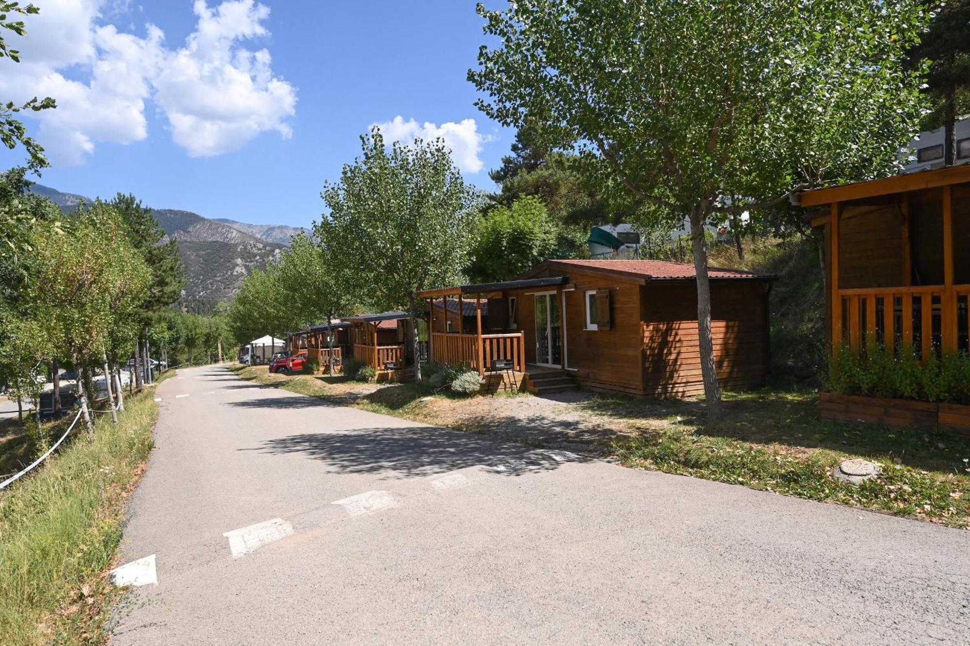 Bungalows Del Camping Pedraforca Saldés Rom bilde